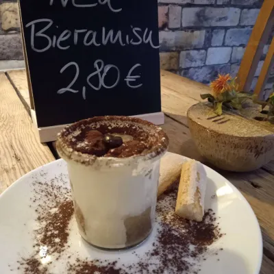 Kävelse Lüj - Brauhaus Thomas Moldering Kevelaer - Speisen & Getränke